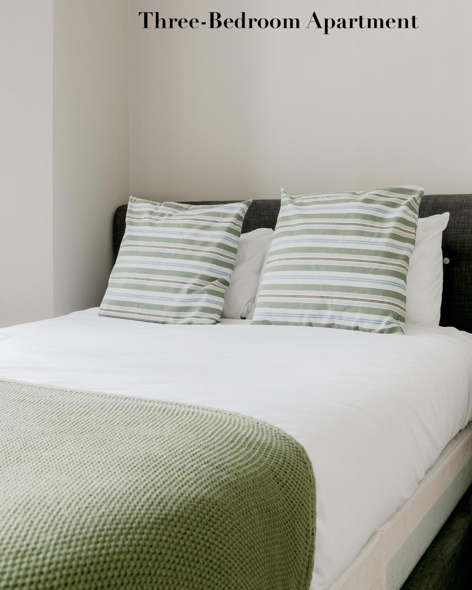 Superb Apartments Opposite Edgware Road Station Londen Kamer foto